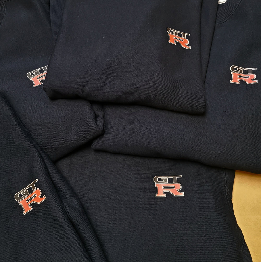 U.P.G Peaking cat sweatshirt