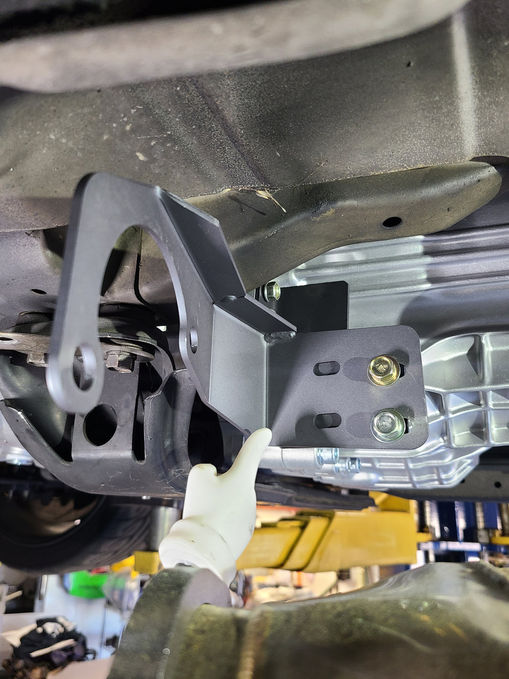 HKS downpipe bracket for Skyline GTR