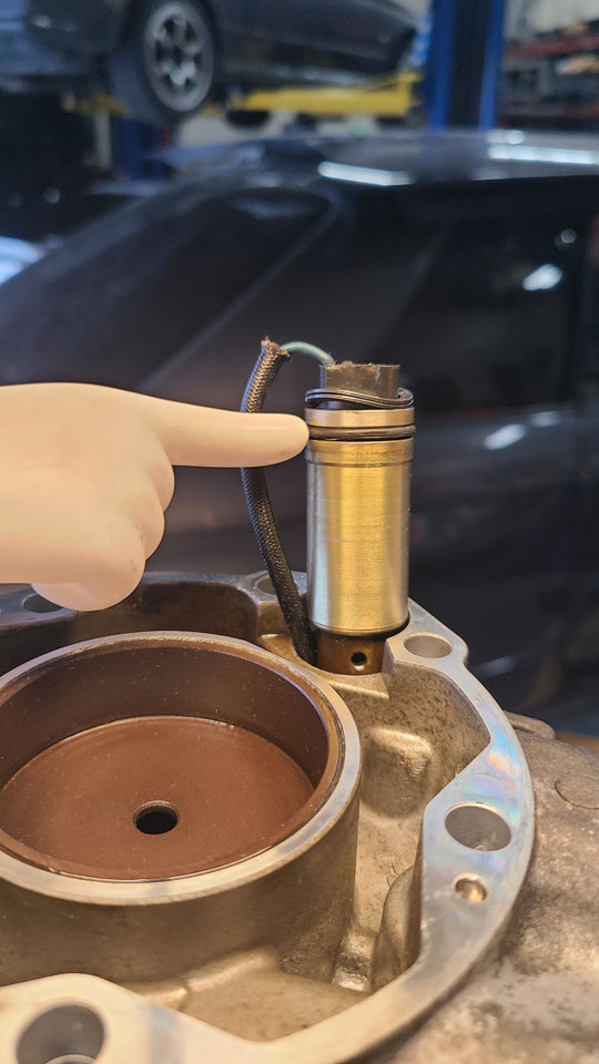 R32 Skyline AC pump temp switch o-ring