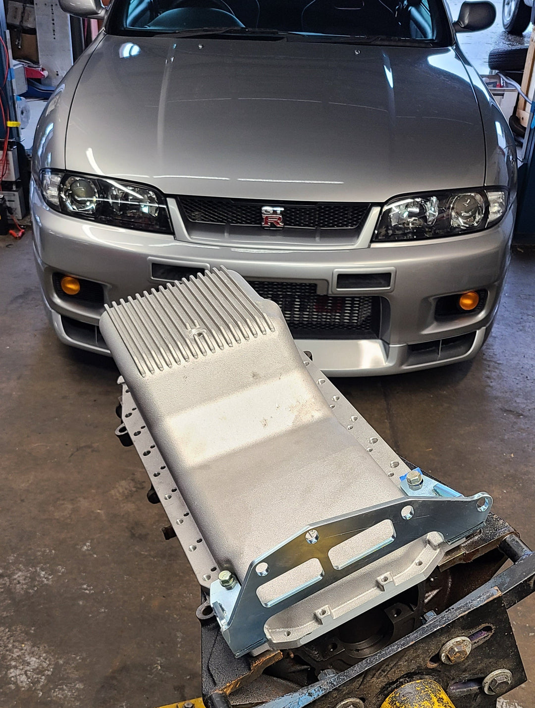 RB20/25/26/30 JHK cast front sump oil pan with transmission gusset (FRONT SUMP)