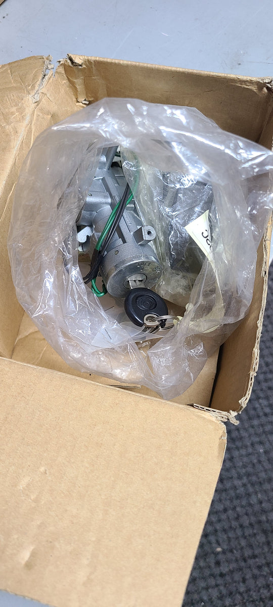 NOS Mazda FD3S RX-7 key lock set complete