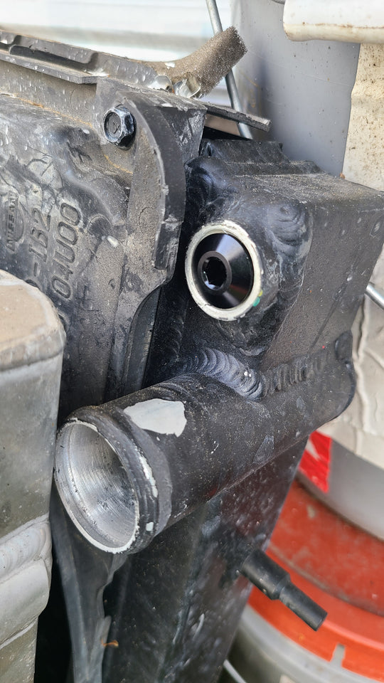 Nissan radiator temp switch plug