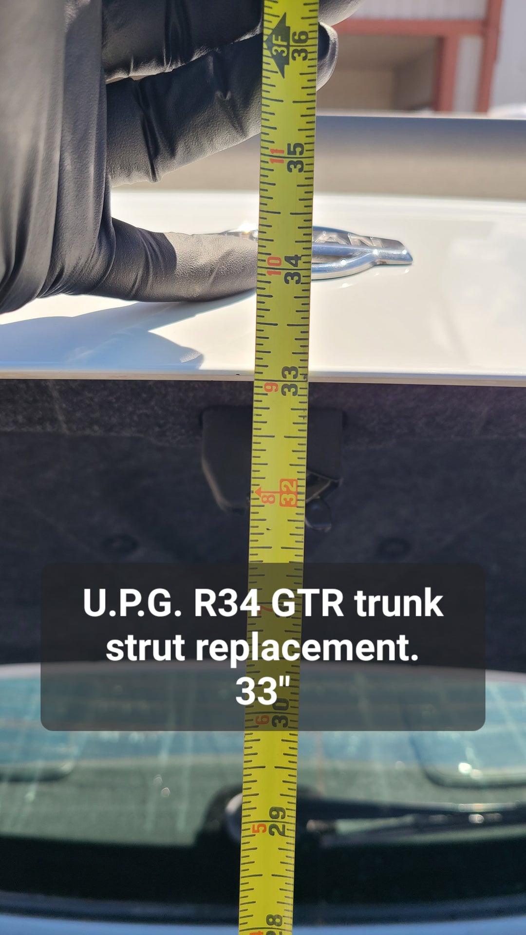 U.P.G R34 GTR trunk strut kit
