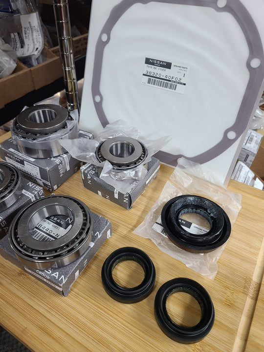 OEM Nissan Rear Differential Bearing &amp; Oil Seal Rebuild Kit (R200) Fits Nissan A31 Cefiro, S13/S14/S15 Silvia, R32/R33/R34 Skyline, C34 Stagea, C34/C35 Laurel &amp; Z32 300ZX