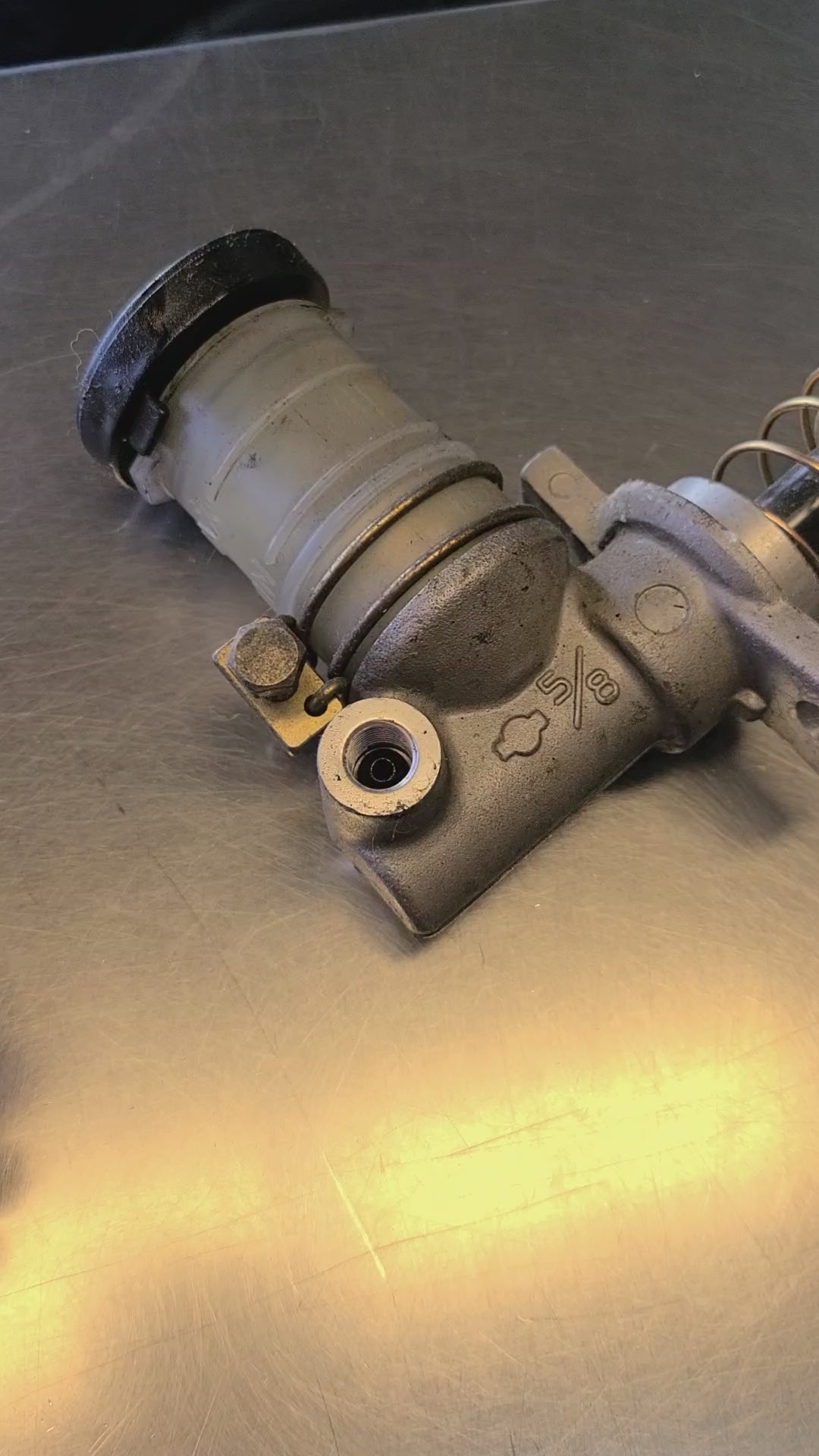U.P.G. master cylinder and cailper plug