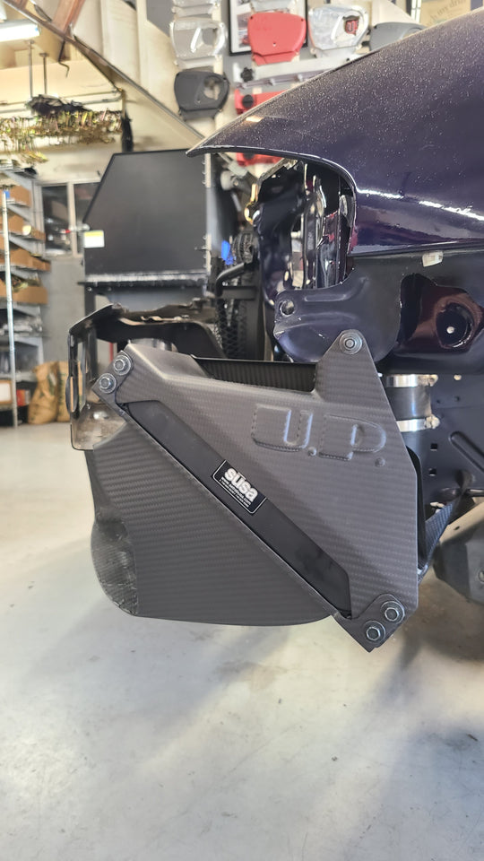 U.P.G R33 GTR oil cooler with carbon ducting -complete- *September 2026*