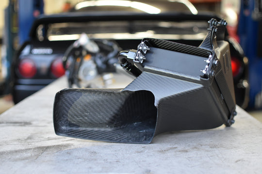 U.P.G R32 GTR oil cooler with carbon ducting -complete-