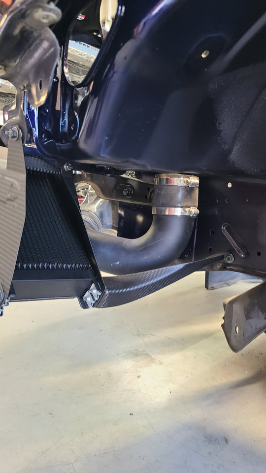U.P.G R33 GTR oil cooler with carbon ducting -complete- *September 2026*